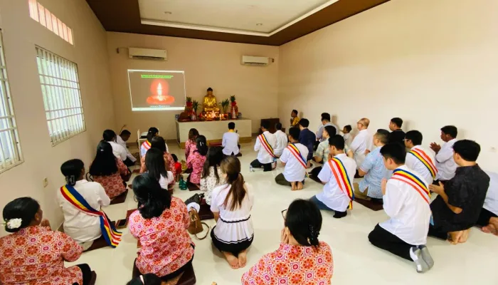 Rayakan Waisak 2568 TB Umat Budha Mimika Laksanakan Puja Bhakti, Ini Pesan Sangha Agung Indonesia