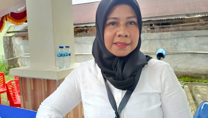 Pengurusan Administrasi di Kelurahan Otomona Wajib Tunjukkan Kartu Iuran Sampah