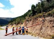 Bangun Jaringan Baru, PLN Listriki 24 Jam Penuh 7 Kampung di Pegunungan Arfak