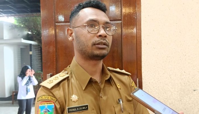 Program Padat Karya Kelurahan Koperapoka Fokus Pemeliharaan Saluran Drainase di Empat Titik