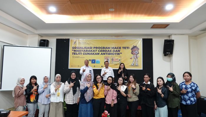 Loka Pom Mimika Berikan Sosialisasi Program Mace Teti kepada 35 Apoteker dan Penanggung Jawab Klinik