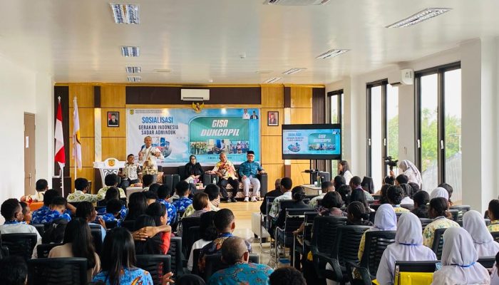 Dukcapil Gelar Sosialisasi GISA Kepada Pelajar SMA/SMK se-Kabupaten Mimika