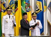 Mendagri Lantik Ramses Limbong Jadi Penjabat Gubernur Papua dan Rudy Sufahriadi Gantikan Safanpo di Papua Selatan