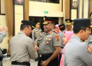 Dikabarkan Maju Cagub di Pilkada Papua, Mathius D Fakhiri Terima Kenaikan Pangkat Luar Biasa