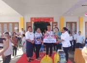 Penjabat Gubernur Papua Serahkan 13 Unit Vsat Low Orbit “Starlink” di Supiori
