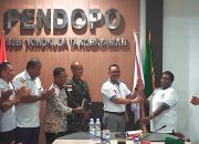 Pj. Bupati Mappi Lepas Kontingen Pesparawi Tahun 2024