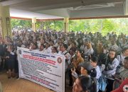 Tunjangan ULP dan Uang Sertifikasi Belum Dibayar, Ratusan Guru di Kabupaten Jayapura “Kepung” Kantor Bupati, Sekolah Macet