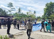 Polisi Bongkar Palang Jalan Poros Mapurujaya, Keluarga Minta Dihadirkan Keluarga Pelaku