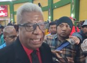 Ditetapkan Sebagai Bupati, Johannes Rettob Ajak Semua Warga Bersatu Bergandengan Tangan Majukan Mimika