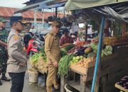 Pj Bupati Mimika Didampingi Kapolres dan Dandim Pantau Stok dan Harga Sembako di Sejumlah Titik Kota Timika