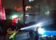 Pangkalan Ojek dan Pos Peka di Jalan Leo Mamiri Timika Diduga Sengaja Dibakar