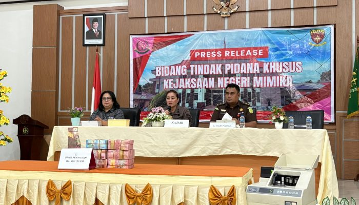 Kejari Mimika Sita Rp 771 Juta dari Proyek Jembatan Fiktif, Tersangka MP Serahkan Rp 685 Juta Secara Sukarela