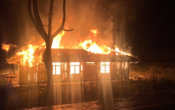 Kantor DPRD, Dinas Kesehatan, dan Kantor Agama Kabupaten Puncak Jaya Dibakar Orang Tak Dikenal