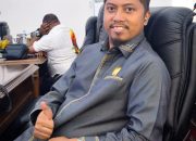 Sekretaris Komisi V DPR Papua Tengah Soroti Antrian Orang Tua di Sekolah Favorit Mimika, Dorong Sistem Penerimaan Online