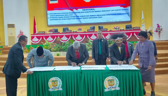 8 Fraksi Sepakat Sahkan LKPJ Bupati Mimika dan Ranperda PP-APBD 2024, Singgung Gaji Guru PPPK Hingga Dana Hibah Parpol