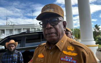 Bupati Mimika : 12 OPD Segera Kembalikan “Kelebihan Bayar” Dalam Waktu 60 Hari