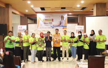 Reses di Timika, Anggota DPRP Papua Tengah Dengar “Curhat” Mahasiswa KKN dan Pengurus Organisasi Pijar