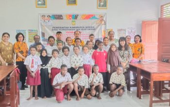 Dinas Perpustakaan Mimika Dorong Budaya Literasi, Ajarkan Bahasa Inggris di SD Inpres Pomako