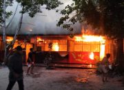 Lima Ruang SD Inpres Kampung Baru Jayapura Hangus Terbakar