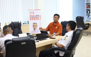 Kunker ke Bappenda Mimika, Anggota DPR Papua Tengah Dorong Aspirasi Revisi Pajak Warung Makan