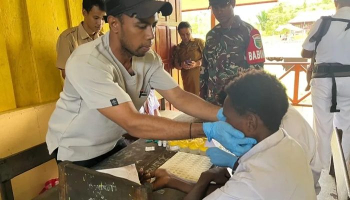 Dinkes Mimika Perkuat Program Kesehatan Pelajar Lewat CKG Sekolah di Agimuga