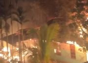 Tadi Malam, Satu Unit Rumah di Kampung Nawaripi Terbakar
