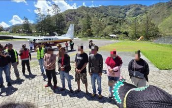 Langgar Perda, Enam Penjual Minuman Keras Dipulangkan dari Puncak Jaya