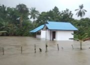 Hujan Deras Sebabkan Banjir di Distrik Tor Atas