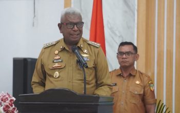 Bupati Mimika Imbau Warga Tetap Tenang, Tidak Terprovokasi Isu yang Tak Jelas