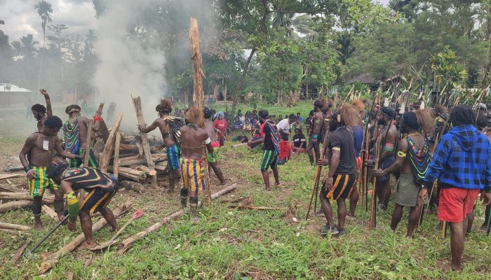 18 Orang Luka, 3 Meninggal Akibat Bentrok Dua Kelompok di Kwamki Narama