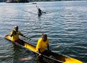 Lestarikan Budaya Sentani, TNI AD Gelar Festival Dayung Sentani