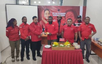 Rayakan HUT Megawati ke-79, DPC PDI Perjuangan Mimika Gelar Doa Bersama dan Potong Tumpeng