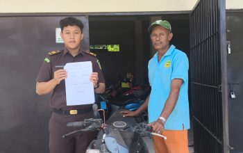 Berkekuatan Hukum Tetap, Kejari Mimika Kembalikan Sepeda Motor Honda CB150R kepada Pemilik