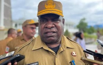 Sekda Abraham Kateyau Pastikan Pesawat dan Helikopter Milik Pemkab Mimika Siap Operasi, Tunggu Operator Penuhi Syarat